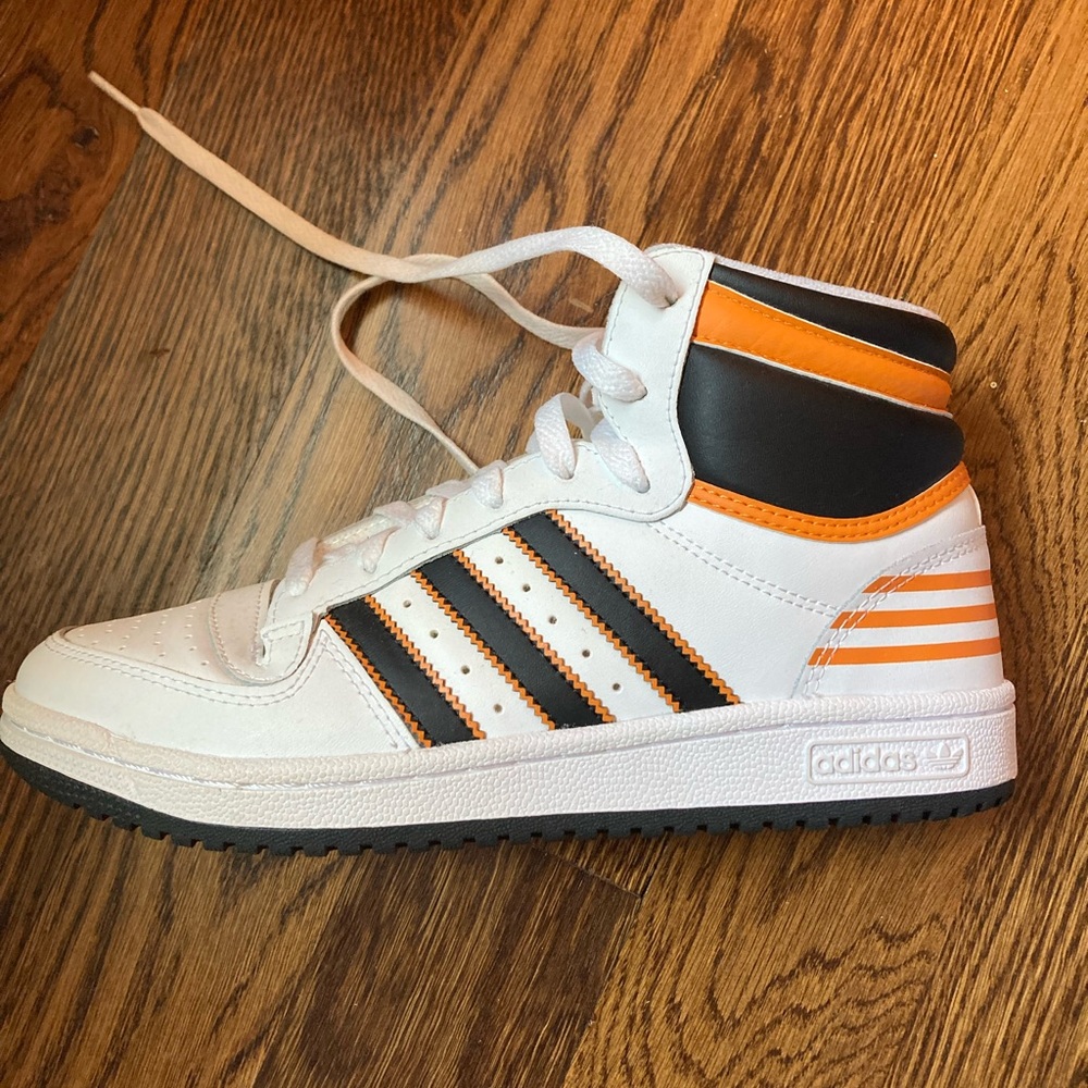 Adidas Top Ten RB Sneakers Size 8 White/Bright Orange Great Condition!